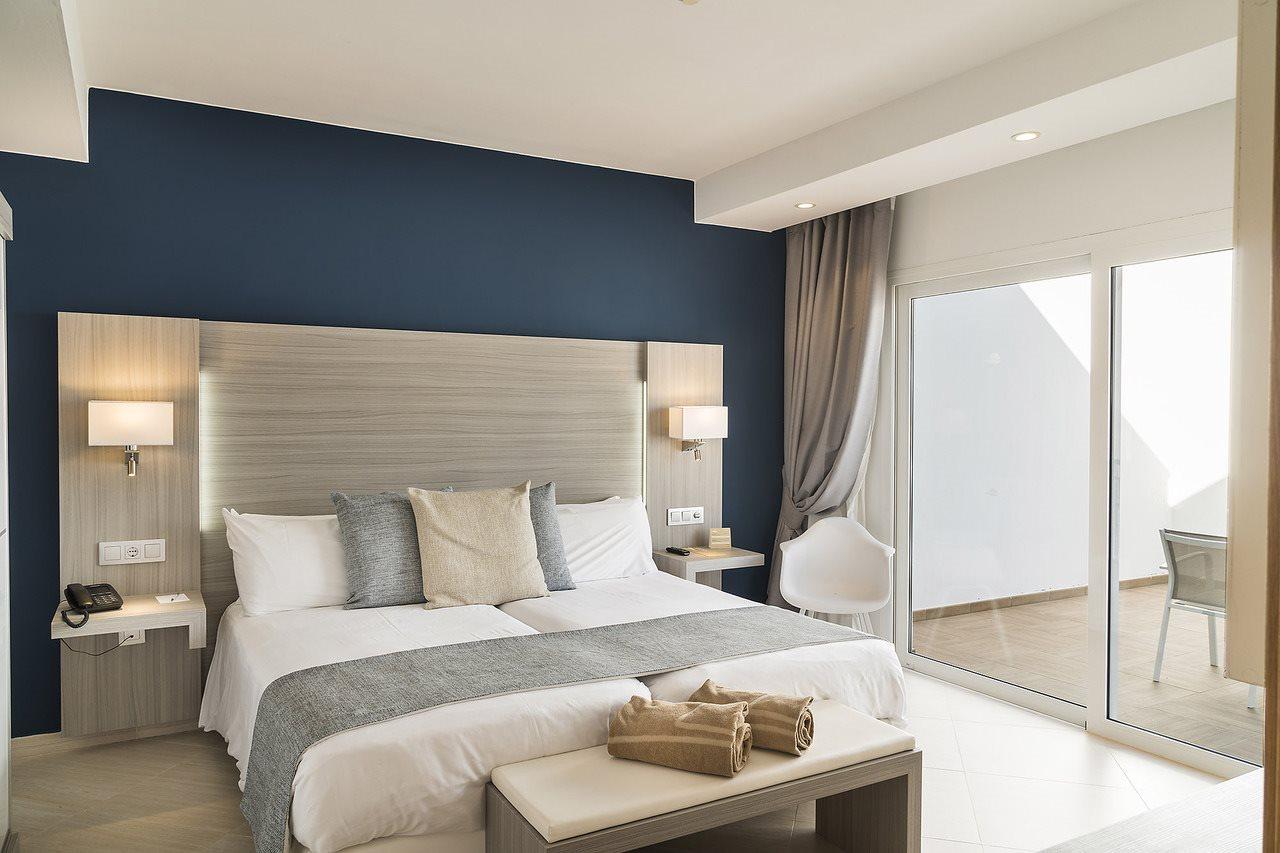 Royal Palm Resort & Spa (Adults Only) Playa De Esquinzo ภายนอก รูปภาพ